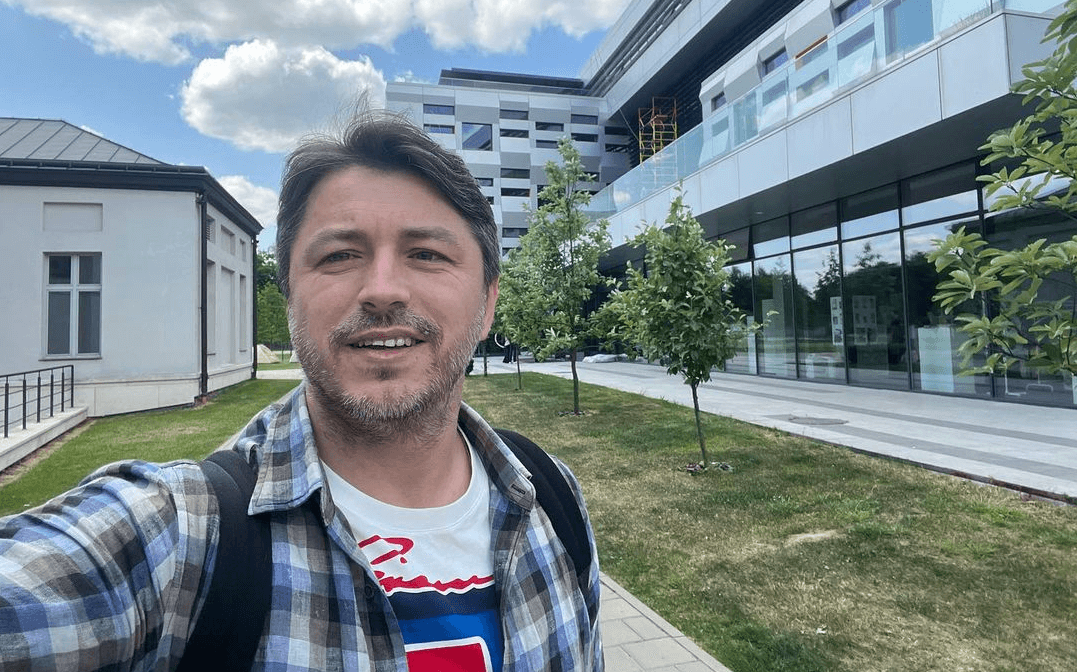 Сергій Притула закінчує навчання як український доброволець
